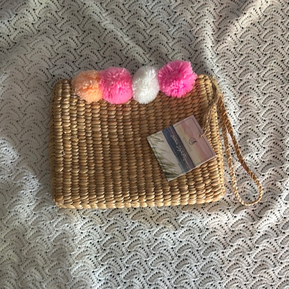 Sea & Grass Woven Straw Clutch